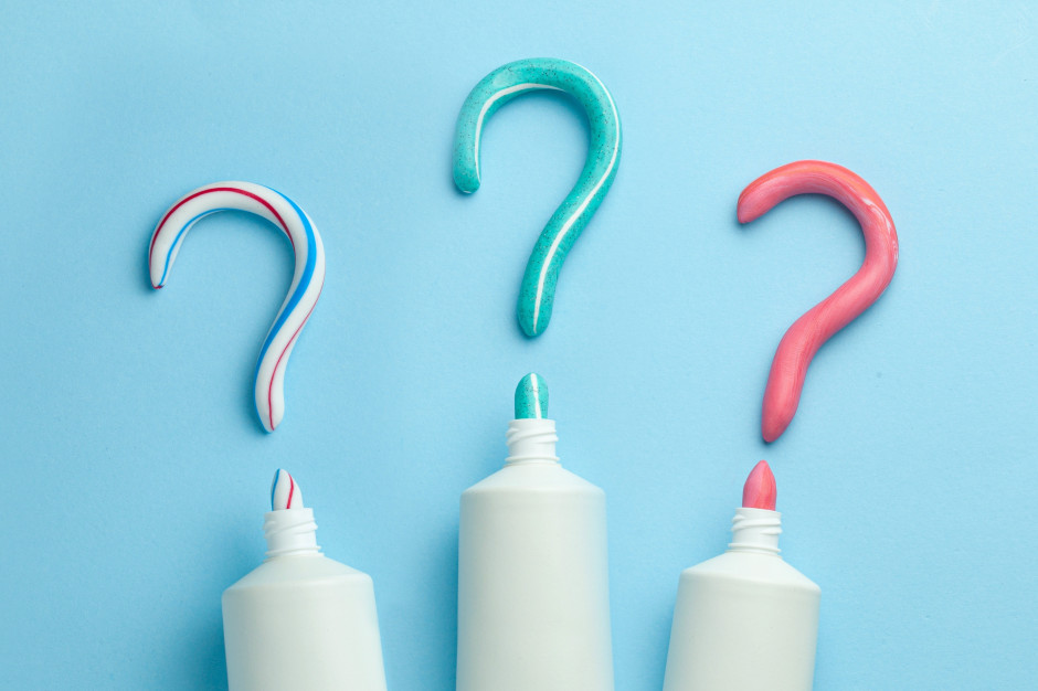 Które pasty do zębów wybielają skutecznie i bezpiecznie zęby? Fot. AdobeStock