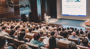To jeden z najbardziej obleganych kierunków studiów w Polsce. Kosztuje nawet 400 tys. zł