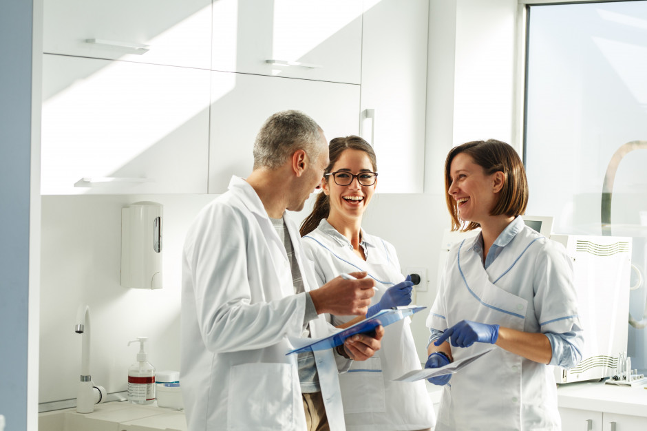 Young Dentists Forum 27 września podczas kongresu FDI Fot. AdobeStock Young Dentists Forum 27 września podczas kongresu FDI Fot. AdobeStock