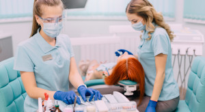 Kto chce leczyć zęby na NFZ w Rzeszowie