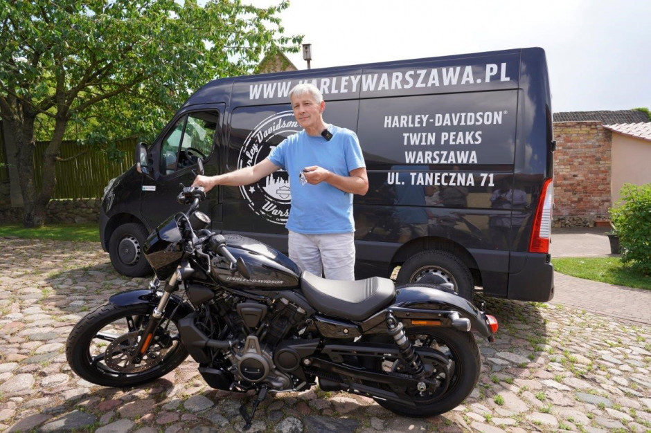 Witold Talipski z Gabinetu RTG sp.c. Talipski Witold Naliwajko Andrzej z nagrodą Fot. KolDental Witold Talipski z Gabinetu RTG sp.c. Talipski Witold Naliwajko Andrzej z nagrodą Fot. KolDental