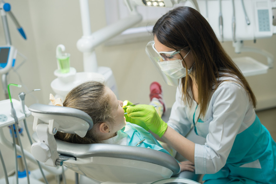 Miejski program opieki stomatologicznej dla dzieci w Legionowie Fot. Shutterstock