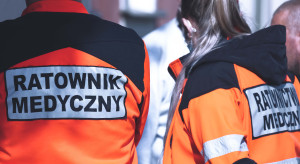 Implanty zębów narzędziem pracy ratownika medycznego? Skarbówka wyjaśnia