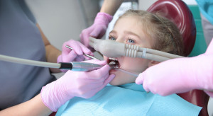 Dentyści szastają gazem rozweselającym? Są reperkusje