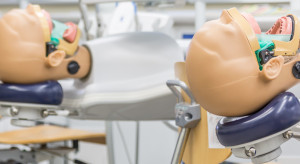 Uniwersyteckie Centrum Stomatologiczne w Bydgoszczy zapewni pogotowie dentystyczne