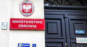 Totalna krytyka zmian w kształceniu lekarzy. Chodzi o staż, LEK/LDEK, PES i nowe sankcje