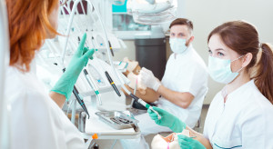 Stomatologia w GUMed obniżono progi punktowe. Będzie jeszcze niżej