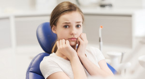NFZ zmienił zasady leczenia dzieci, a teraz czeka na nasze wpadki - mówią dentyści