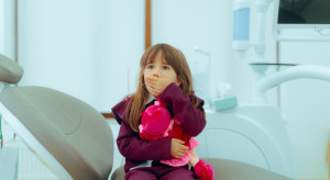 Pakiety higienizacyjne w stomatologii dziecięcej po nowemu. Grad wątpliwości